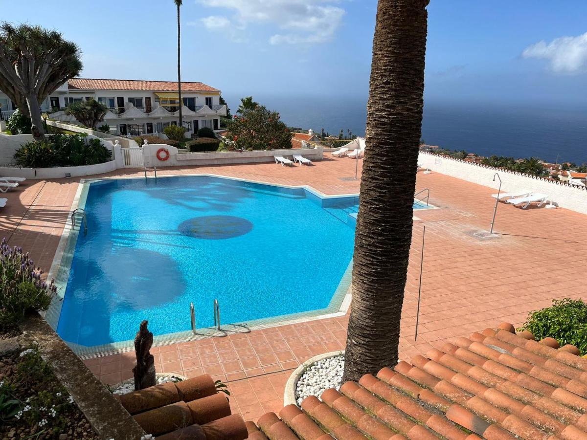 Studio Sea Front View & Pool Apartment Такоронте Екстериор снимка