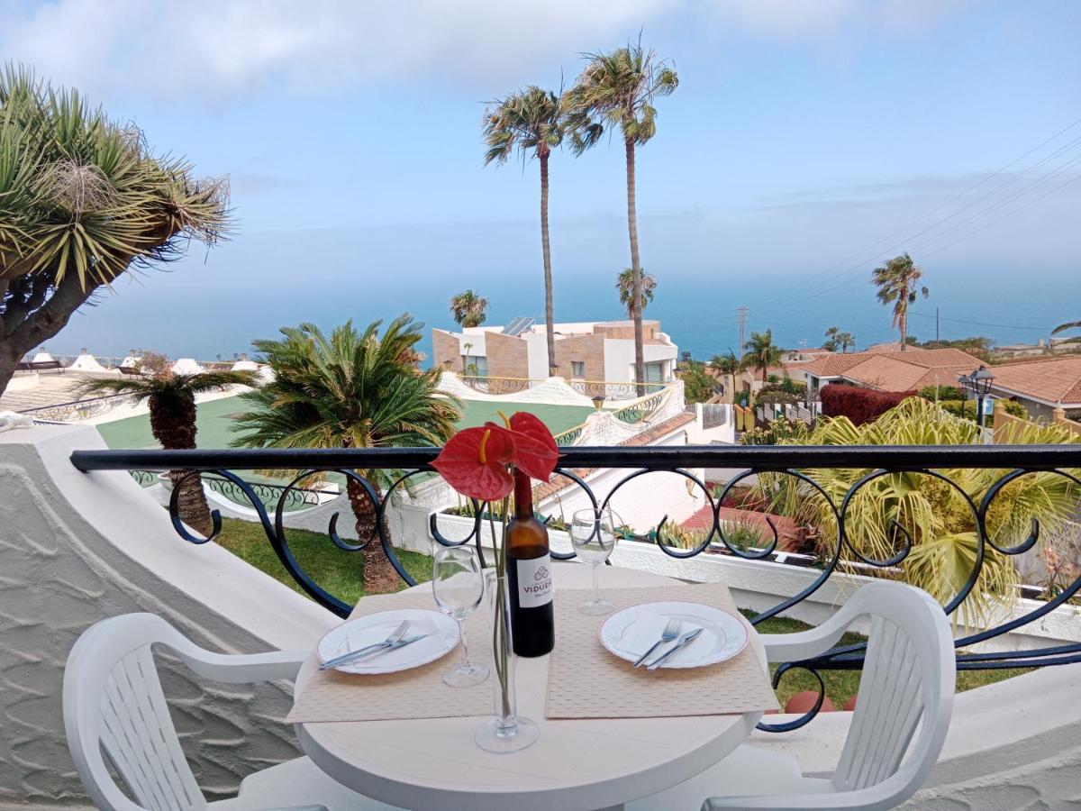 Studio Sea Front View & Pool Apartment Такоронте Екстериор снимка